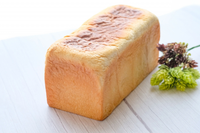 パトリエ食パン