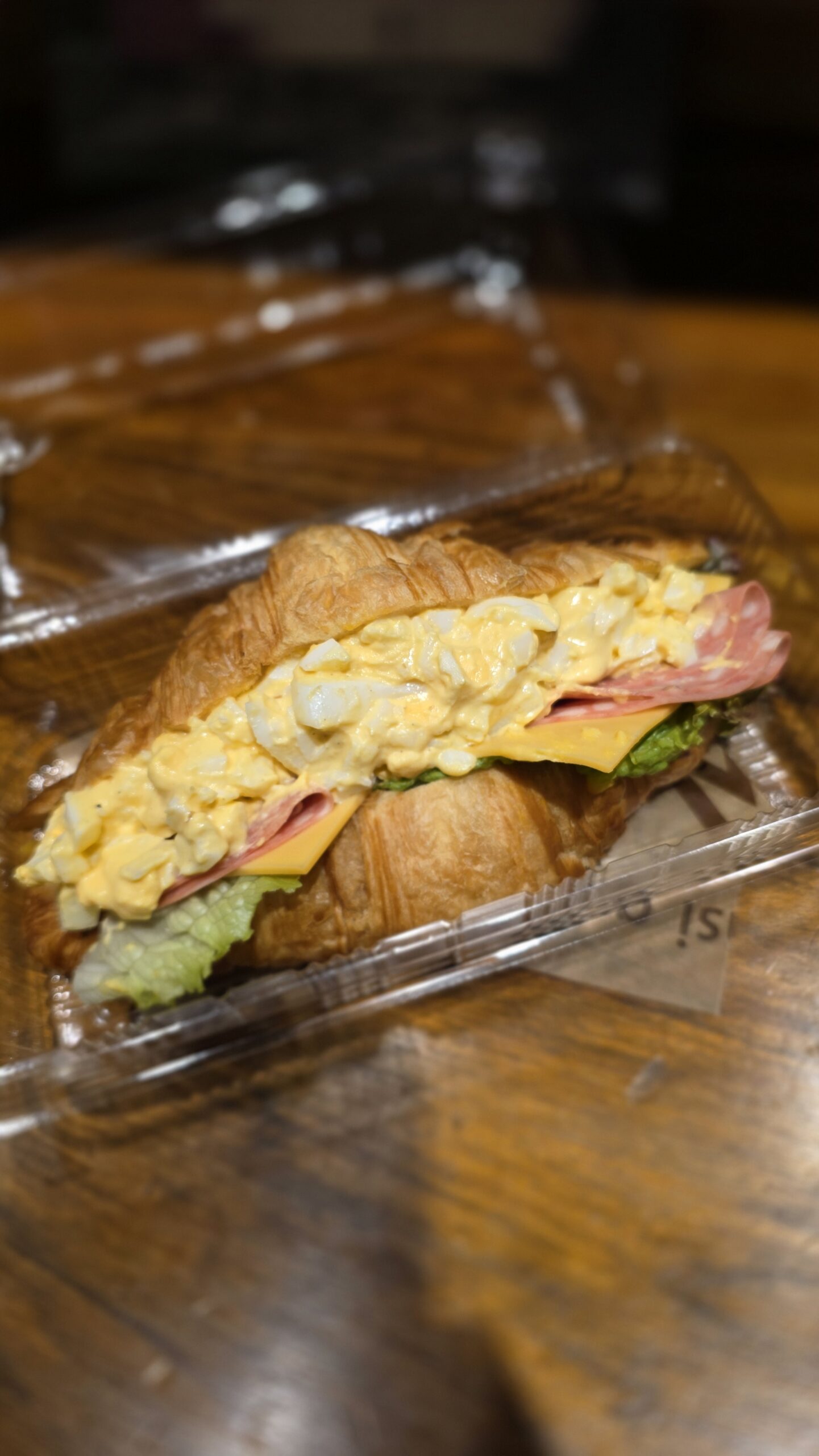 クロワッサンサンド