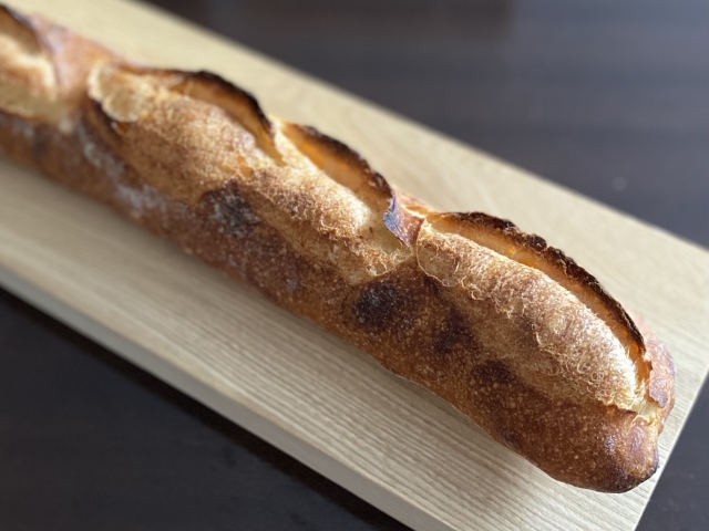 フランスパンの食べ方や保存方法